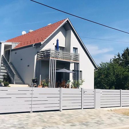 Bk Appartement بالاتونفوريد المظهر الخارجي الصورة